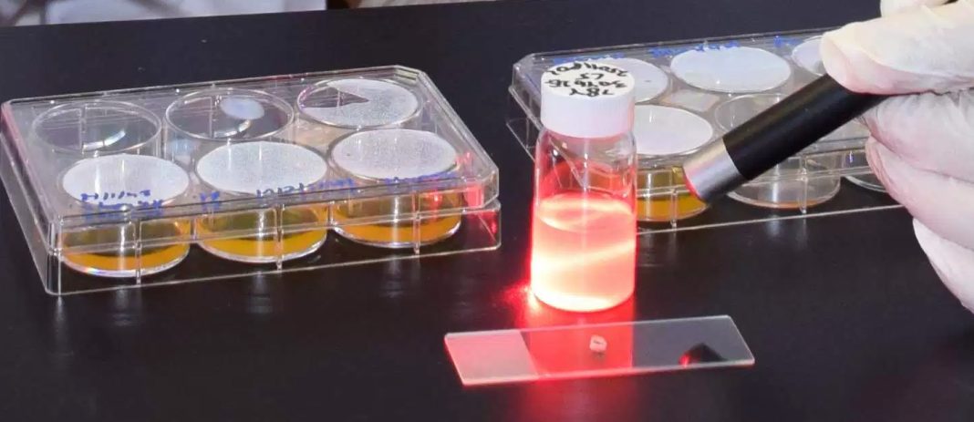 Researchers from the National University of Singapore have developed a novel technology to wirelessly deliver light into deep regions of the body and activate light-sensitive drugs. This potentially enables photodynamic therapy to be used to treat a wider range of cancers