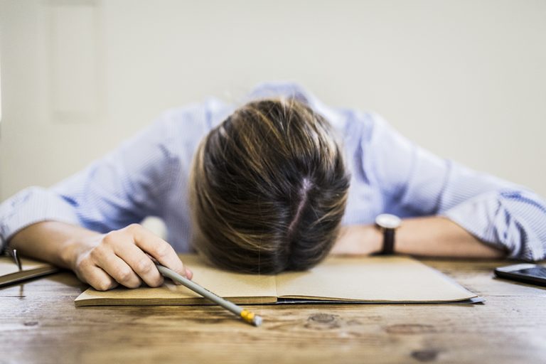 Excessive Daytime Sleepiness Could Be Linked to Alzheimer’s