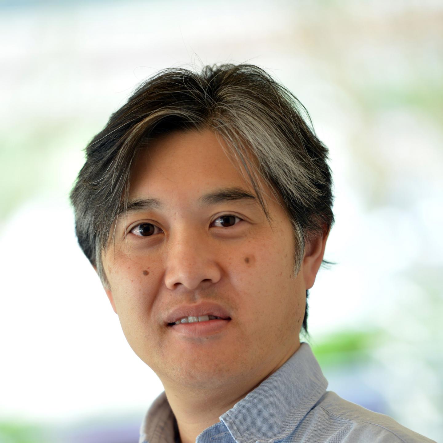 Dr. Makoto Fukuda 