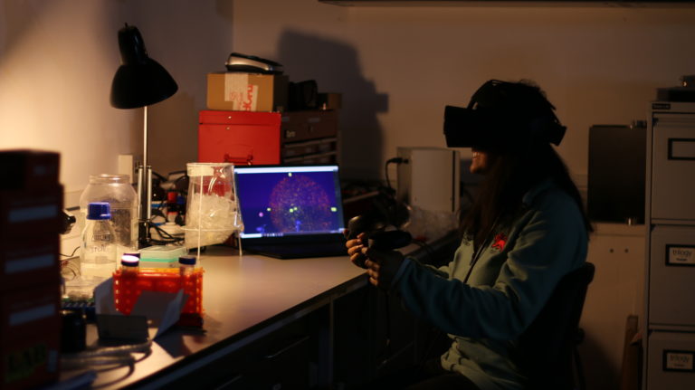 Virtual Reality Software Lets Scientists Walk Around Inside Cells