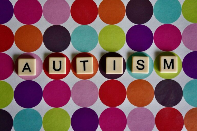 Gut Microbiome Features Unrelated to Diet Linked to Autism Spectrum Disorder in Children