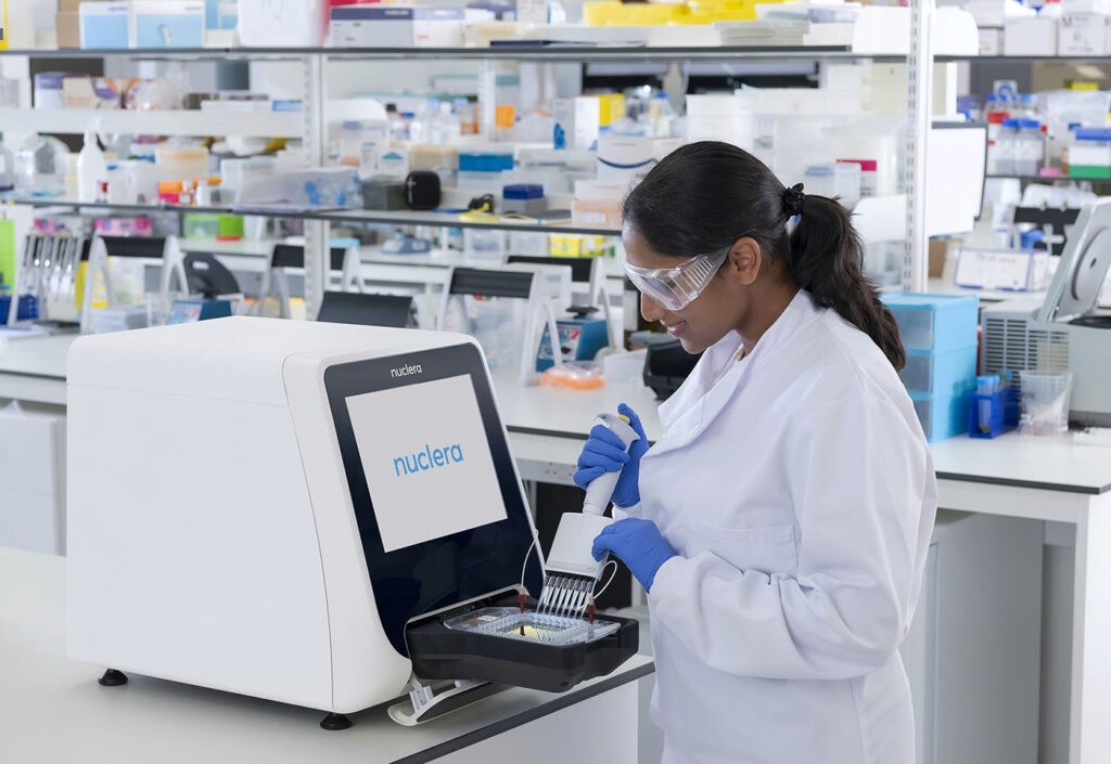 Lab tech
