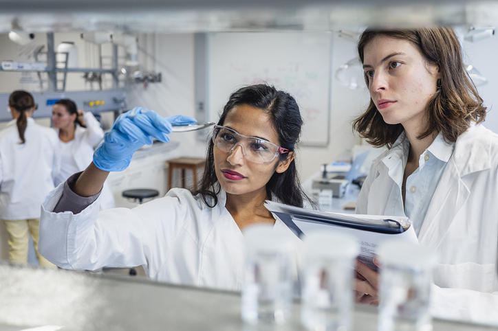 Processing and Interpreting Untargeted Metabolomics Data for Biomarker Discovery and Drug Development
