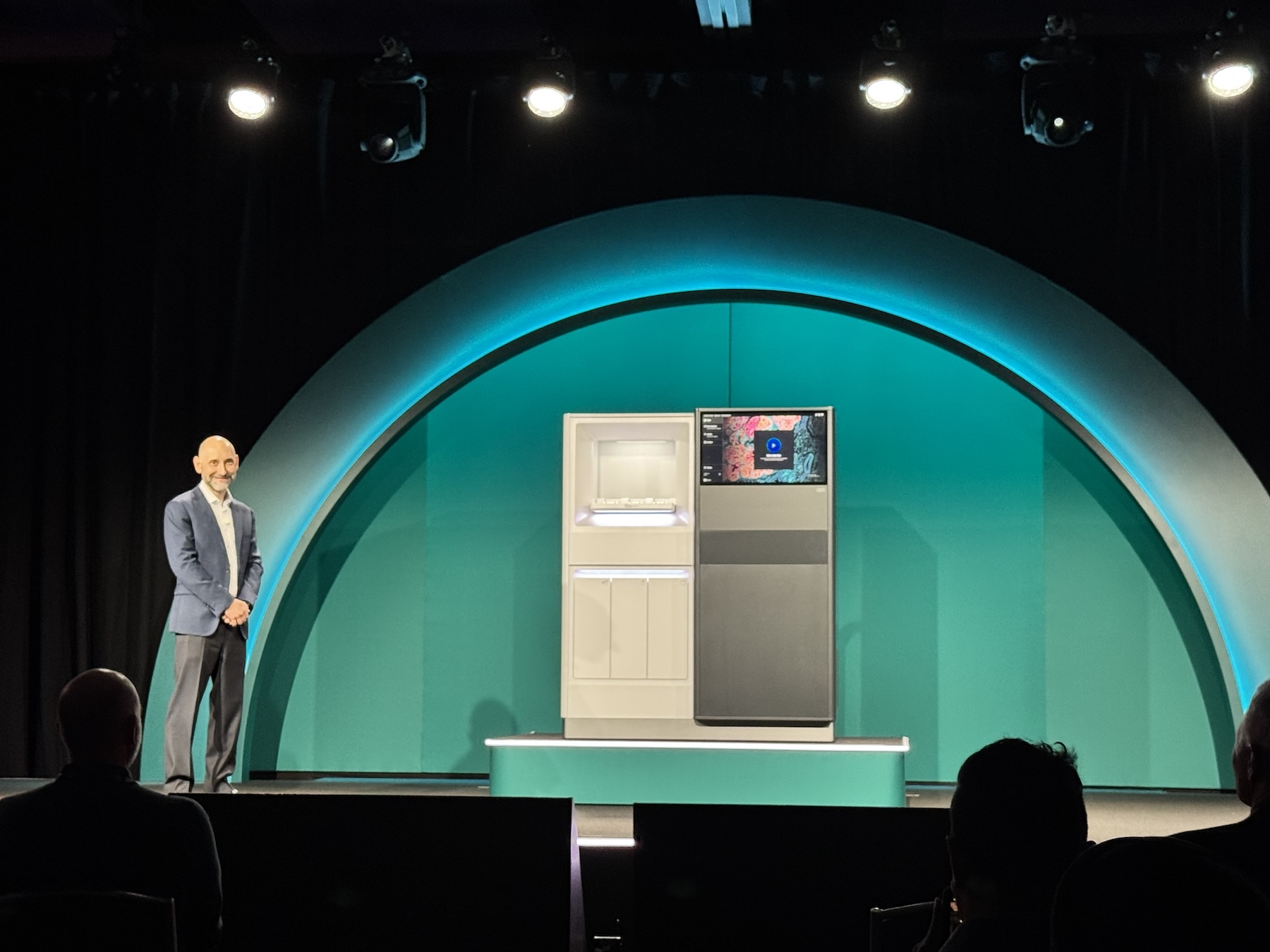 10x Genomics Unveils Atera Spatial Platform at AACR Meeting