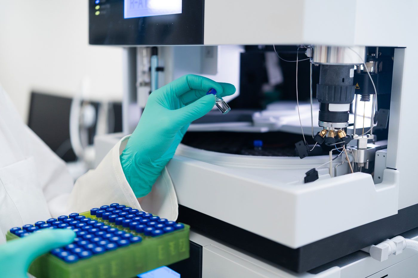 Right Resin, Right Order: A Two-Step Polishing Strategy for Bispecific Antibodies